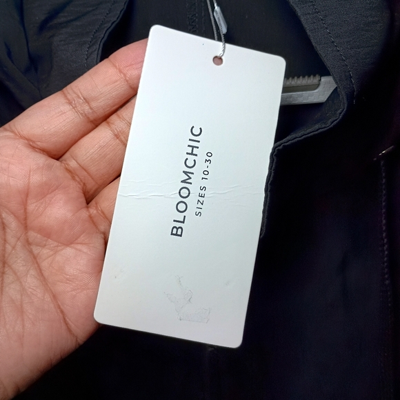 BloomChic Black Lightweight Hooded Jacket 22W-24W NWT - Picture 6 of 11